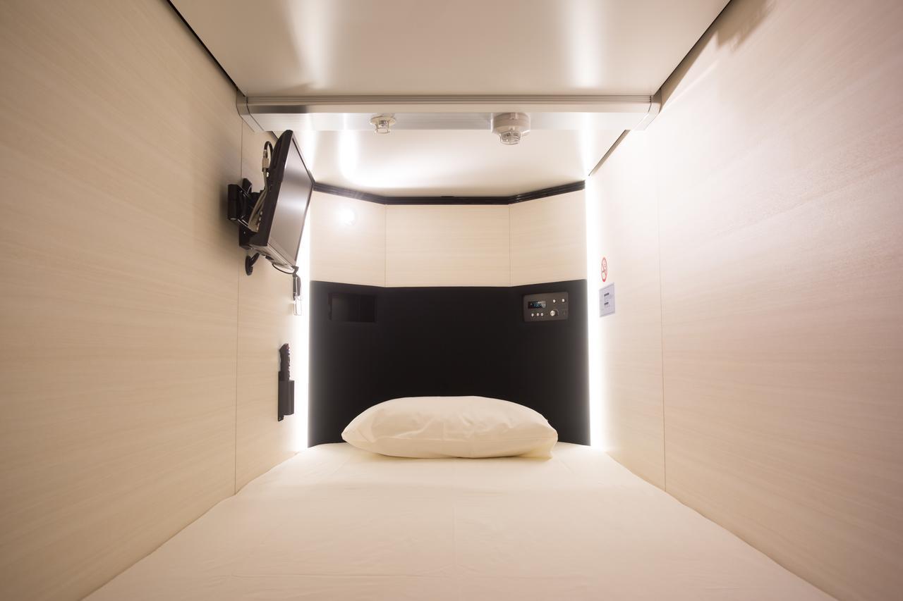 New Japan Lady'S Capsule Hotel Οσάκα Εξωτερικό φωτογραφία